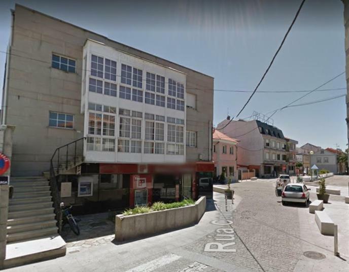 Piso Centrico Y Amplio En Praza Do Regueiro, A Illa De Arousa Exterior photo